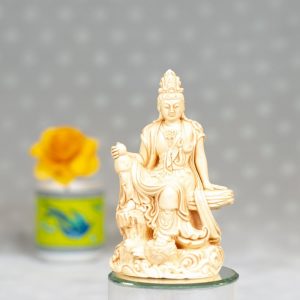 Estatua Kuan Yin relajación real resina